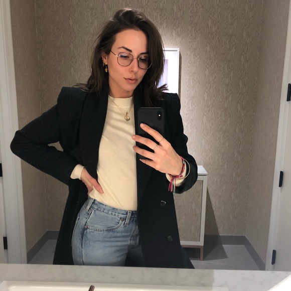 Hey, I’m Lo! - Picture 3 of 4